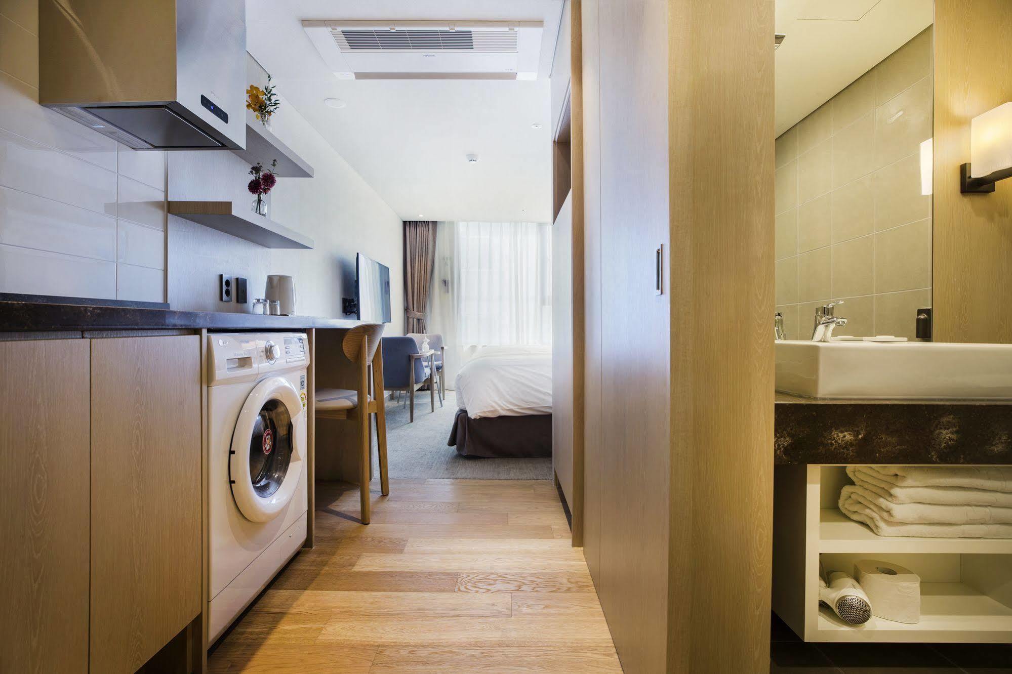 Win Sky Hotel Seogwipo Exterior photo