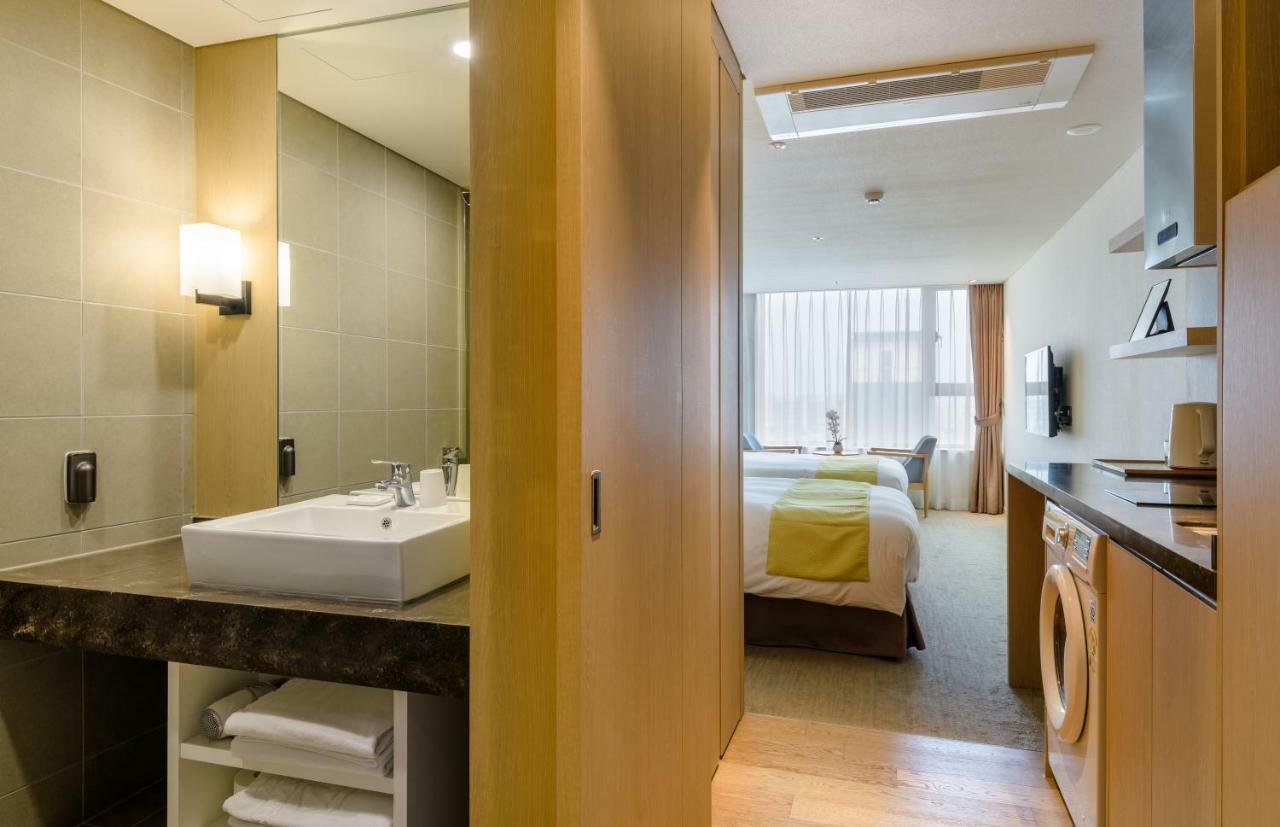 Win Sky Hotel Seogwipo Exterior photo
