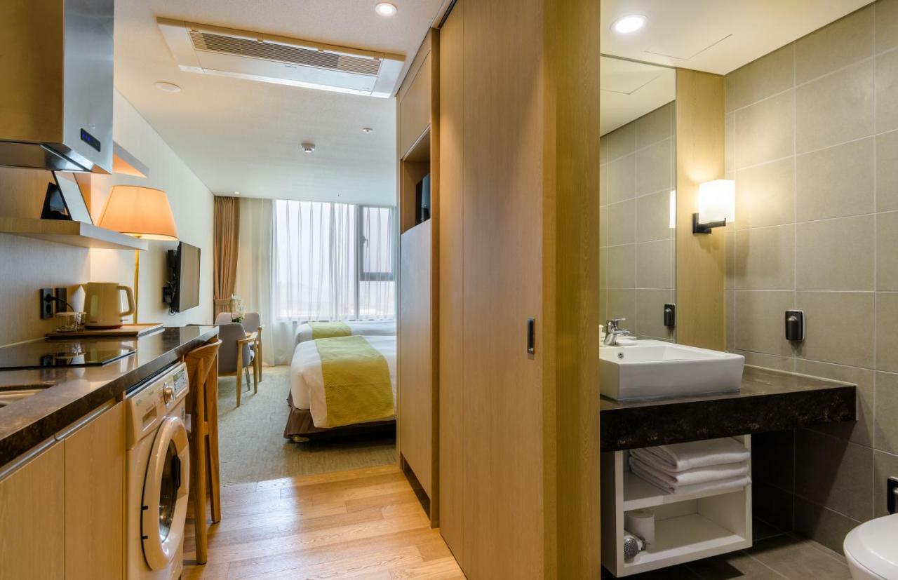 Win Sky Hotel Seogwipo Exterior photo